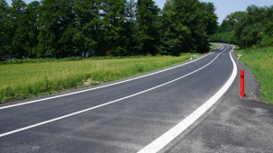 Po opravené cestě mezi Permdolcem a Přimdou už se jezdí