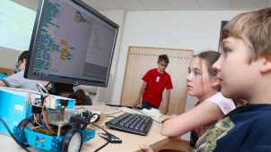 I v srpnu pokračují na univerzitě letní školy
