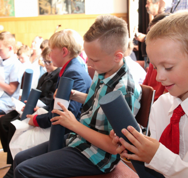 Absolventi Dětské technické univerzity znají teorii i praxi